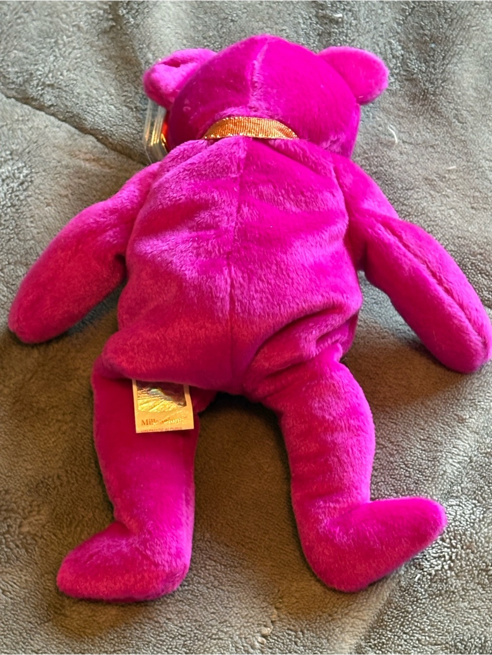 Ty Millennium the Bear - Picture 3 of 3